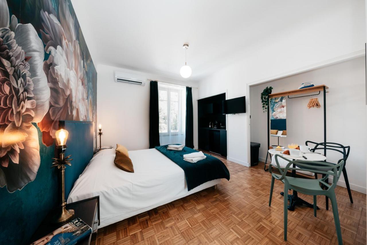 אביניון Les Precieuses Suites & Spa II מראה חיצוני תמונה
